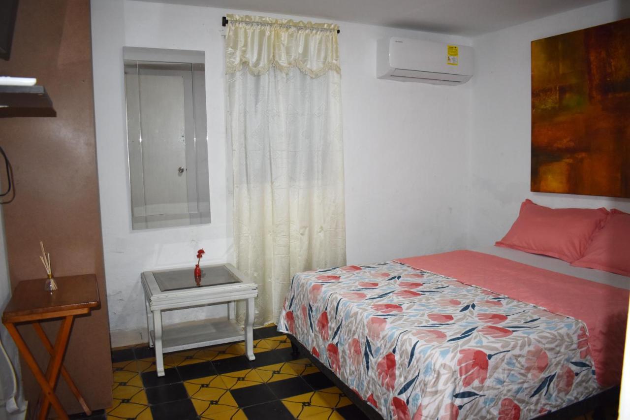 Casa Hostal Kristalu Cartagena ภายนอก รูปภาพ