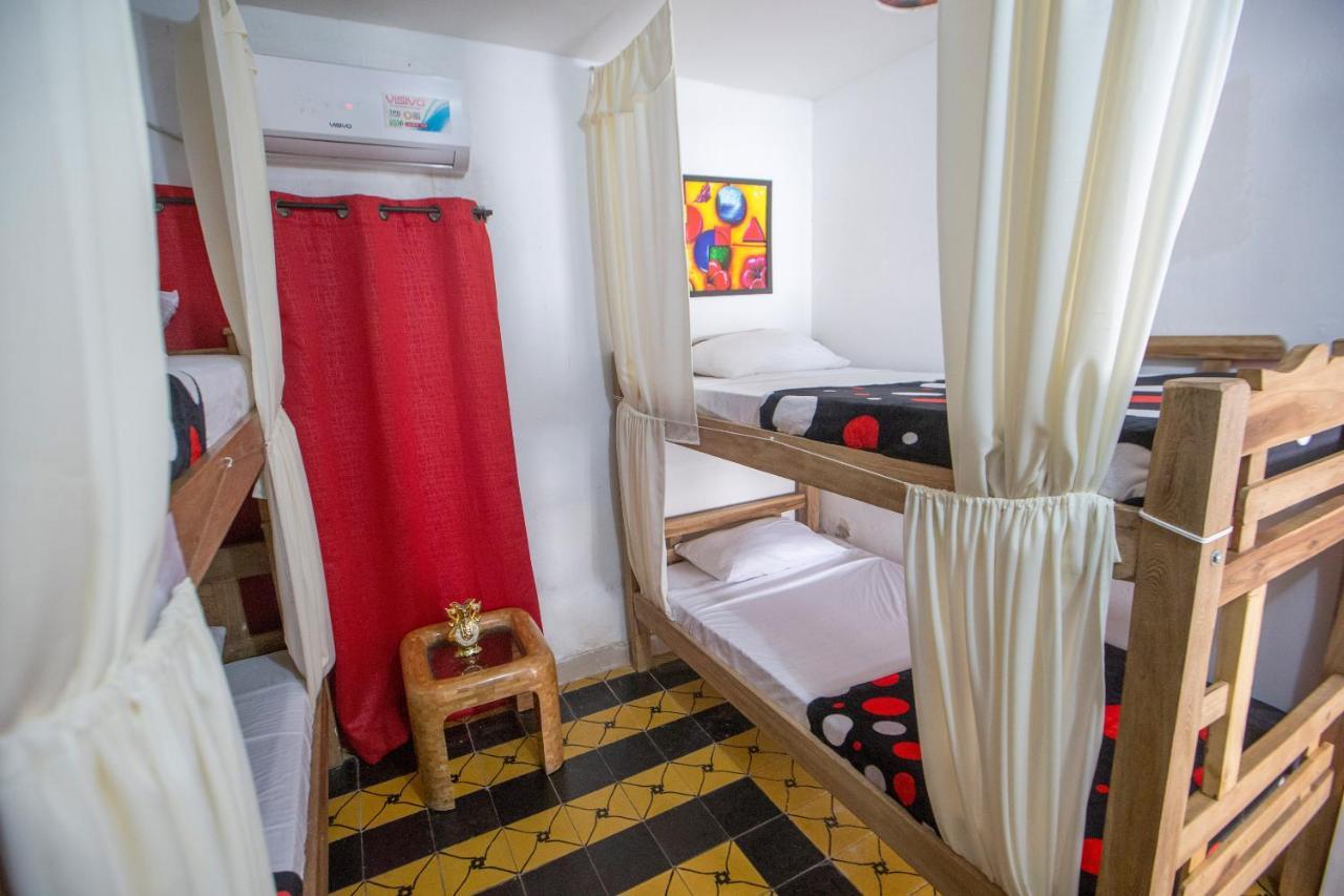 Casa Hostal Kristalu Cartagena ภายนอก รูปภาพ