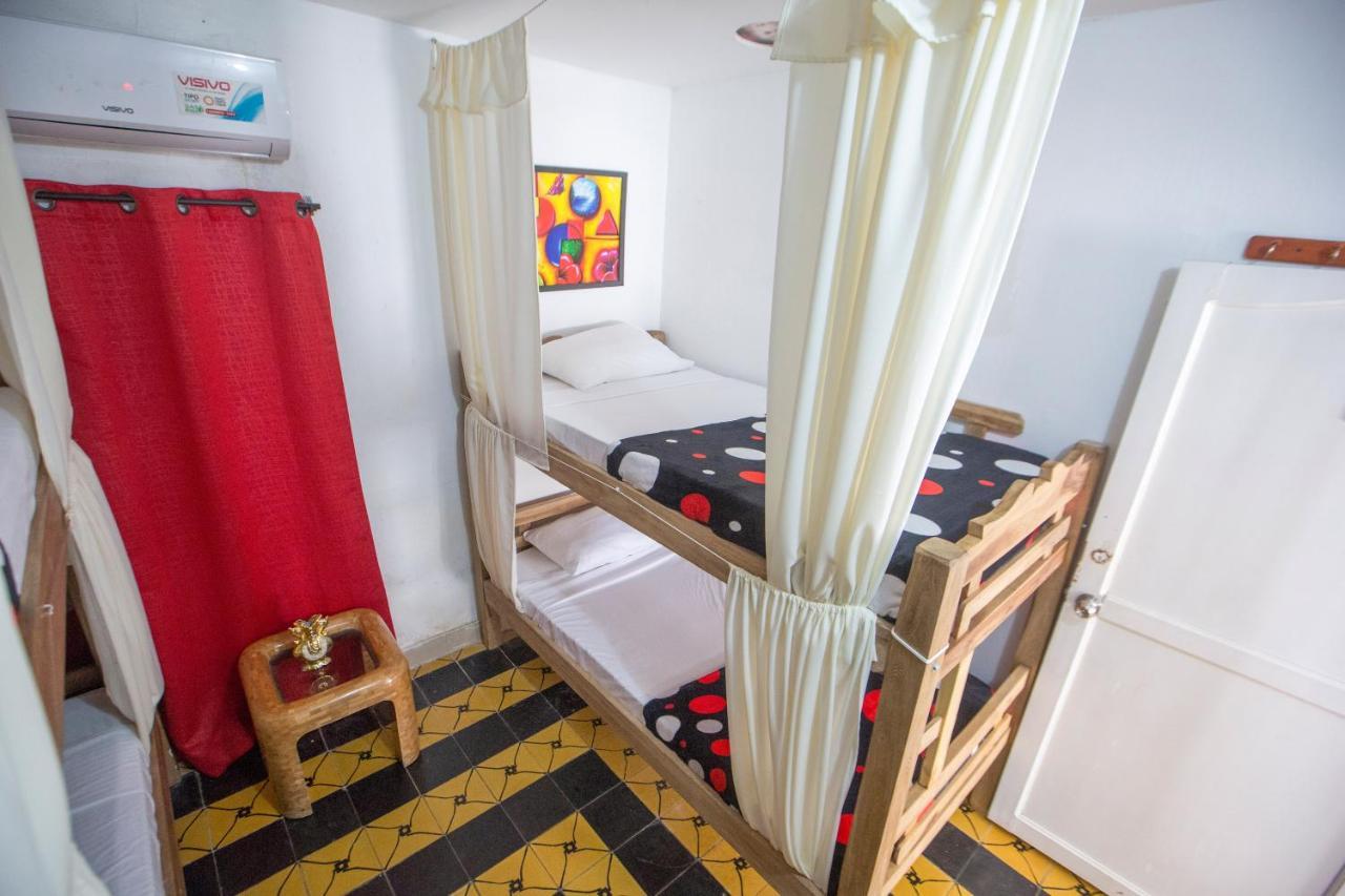 Casa Hostal Kristalu Cartagena ภายนอก รูปภาพ